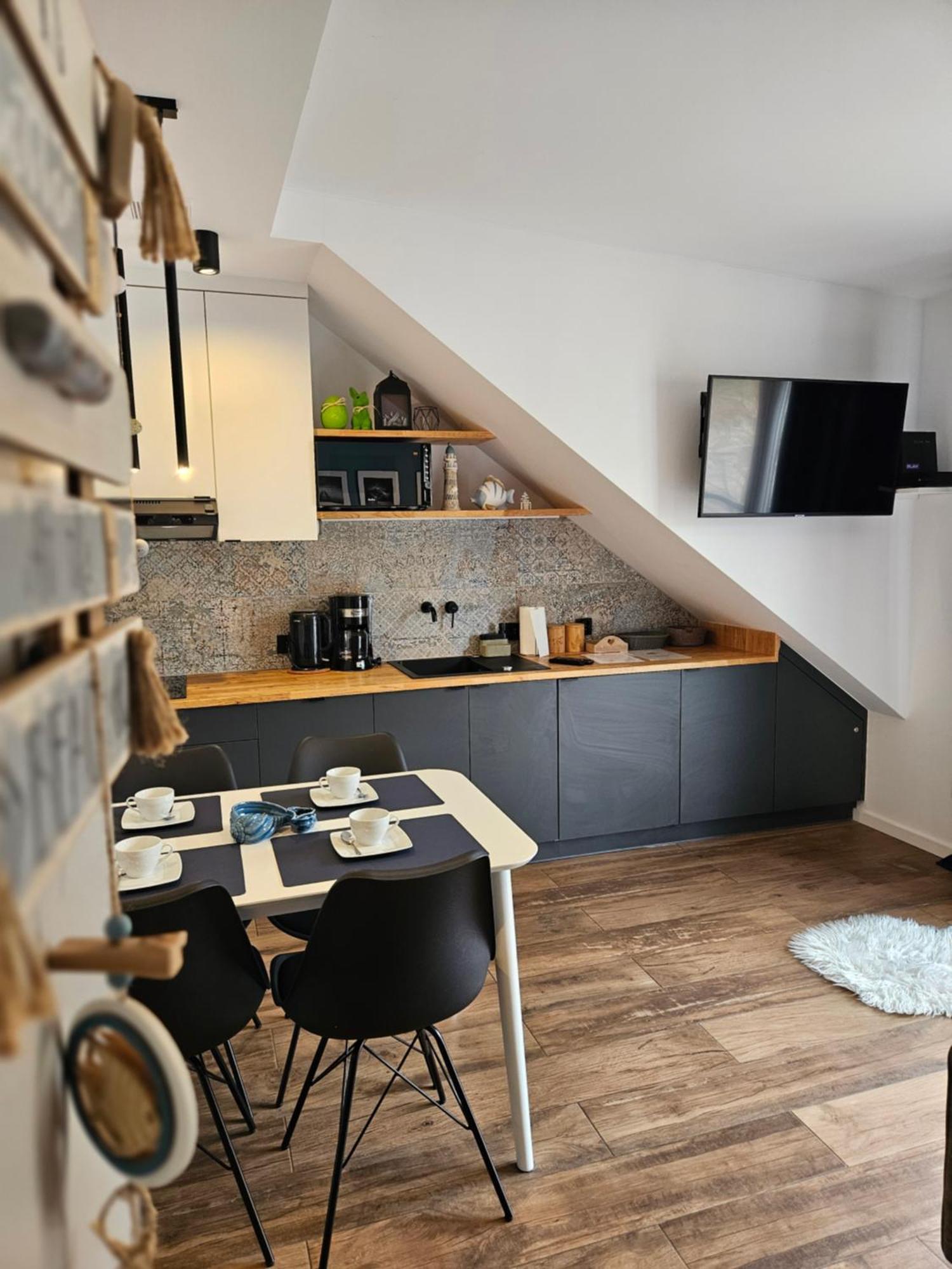 Apartament Grunwaldzka 105 Z Tarasem 5O M Do Plazy Pobierowo Exterior foto